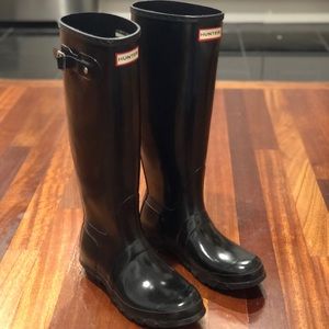 Black Hunter Boots